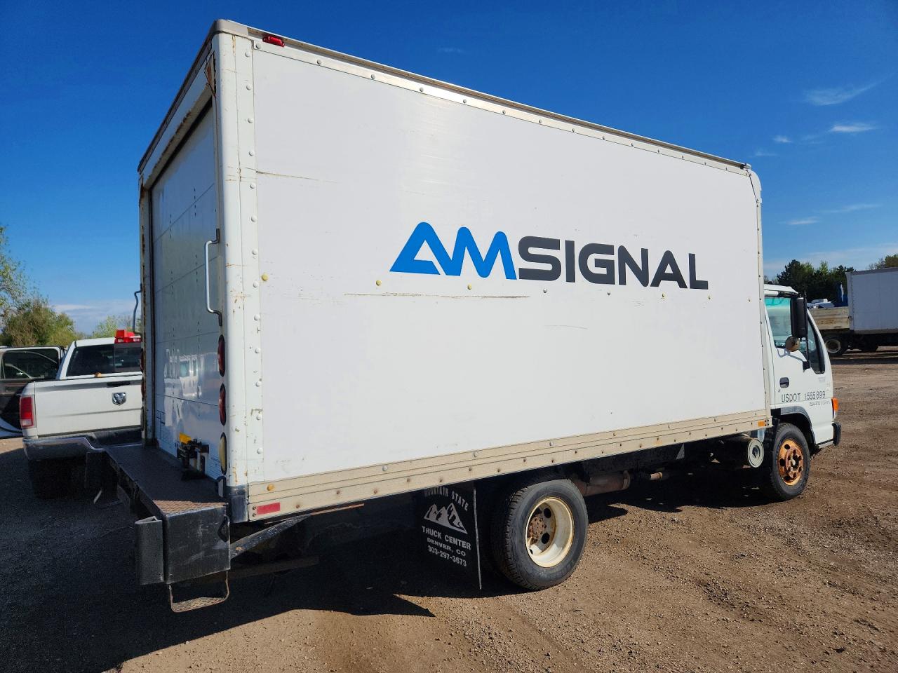 2000 ISUZU NPR BOX TRUCK photo 7