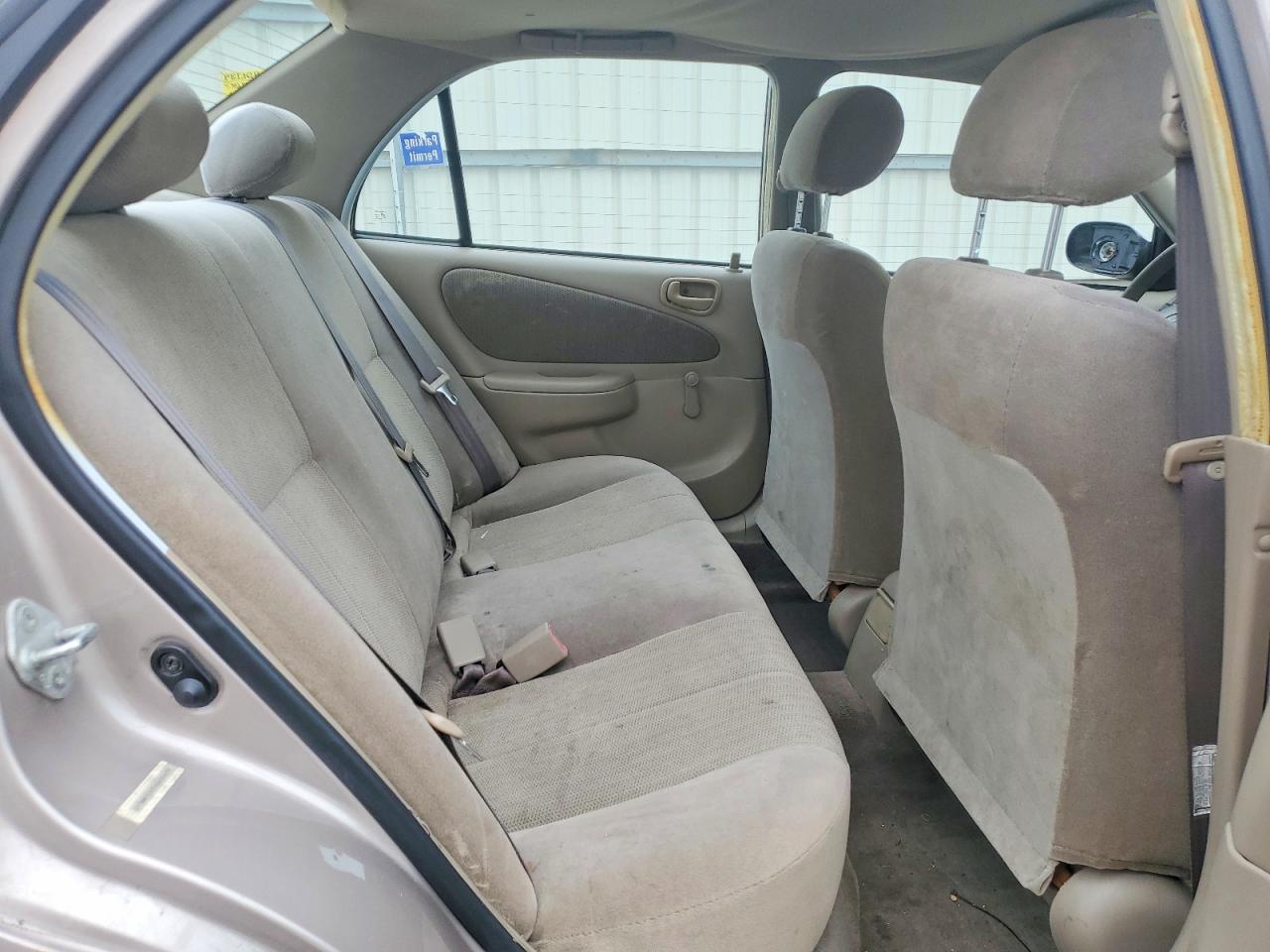2001 TOYOTA COROLLA CE photo 10