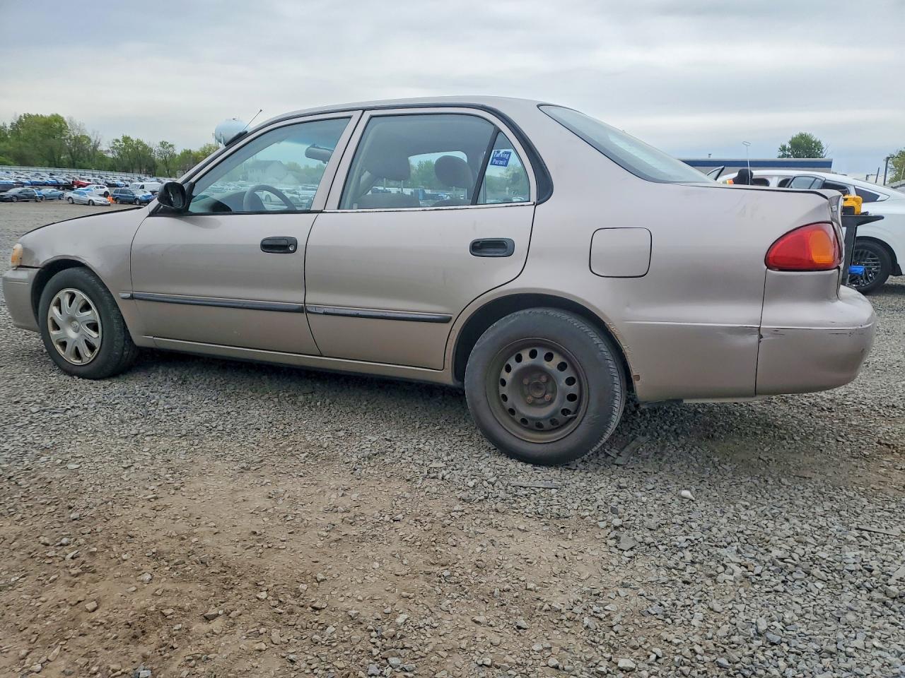 2001 TOYOTA COROLLA CE photo 2