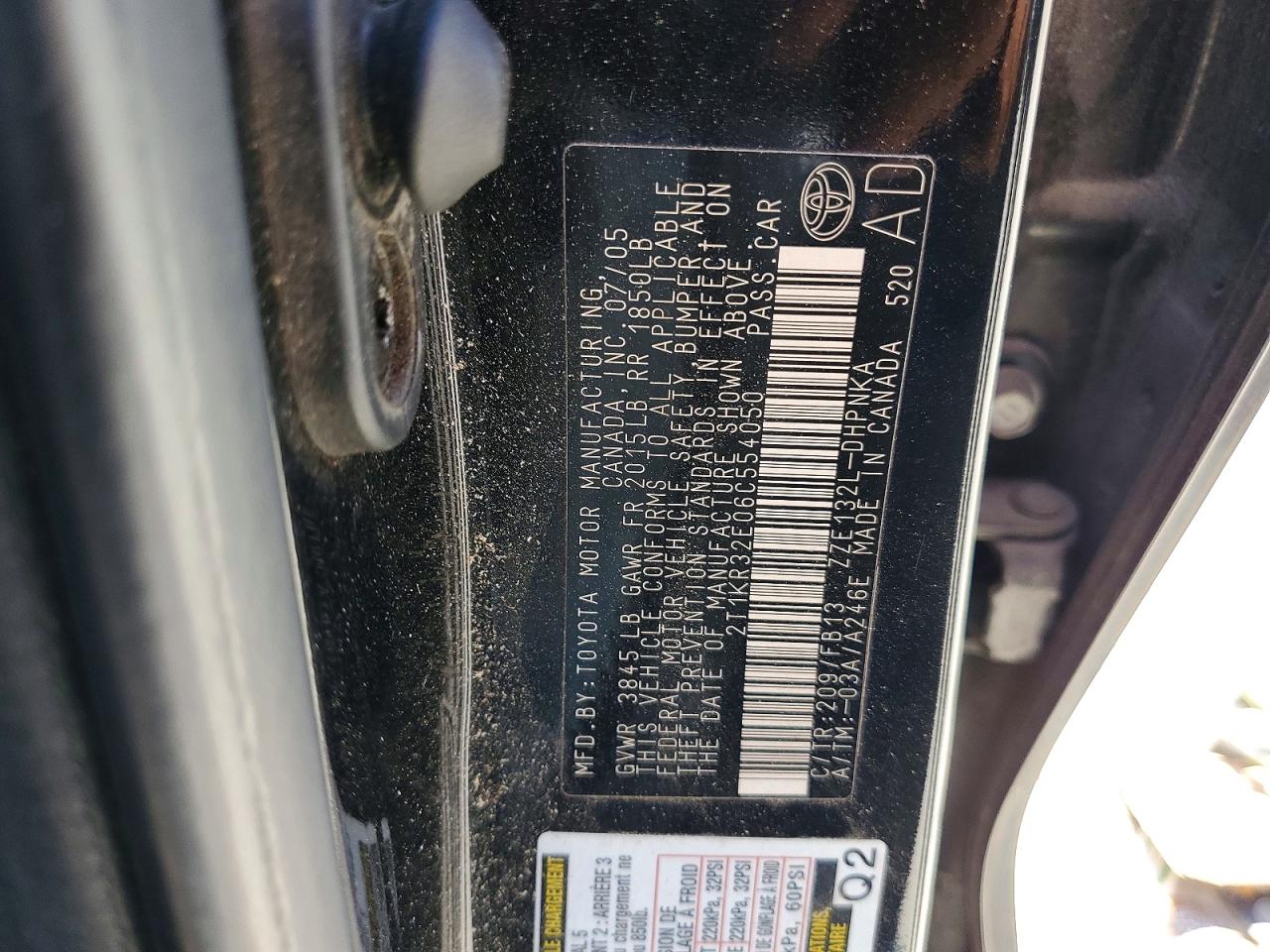 2006 TOYOTA COROLLA MATRIX XR photo 23