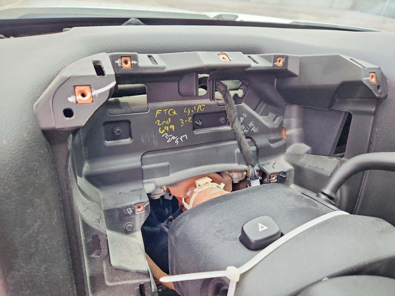 2015 CHEVROLET SILVERADO K2500 HEAVY DUTY LT photo 17
