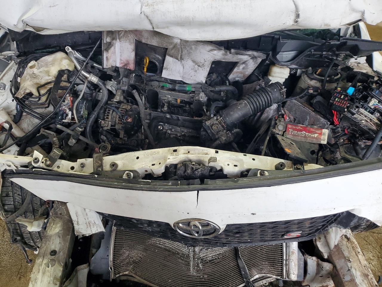 2010 TOYOTA COROLLA S photo 21