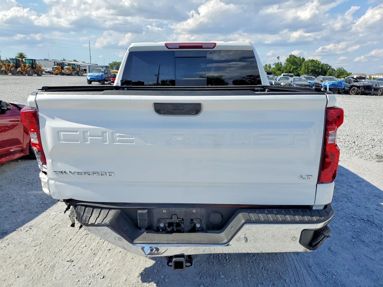 2024 CHEVROLET SILVERADO K1500 LT photo 16