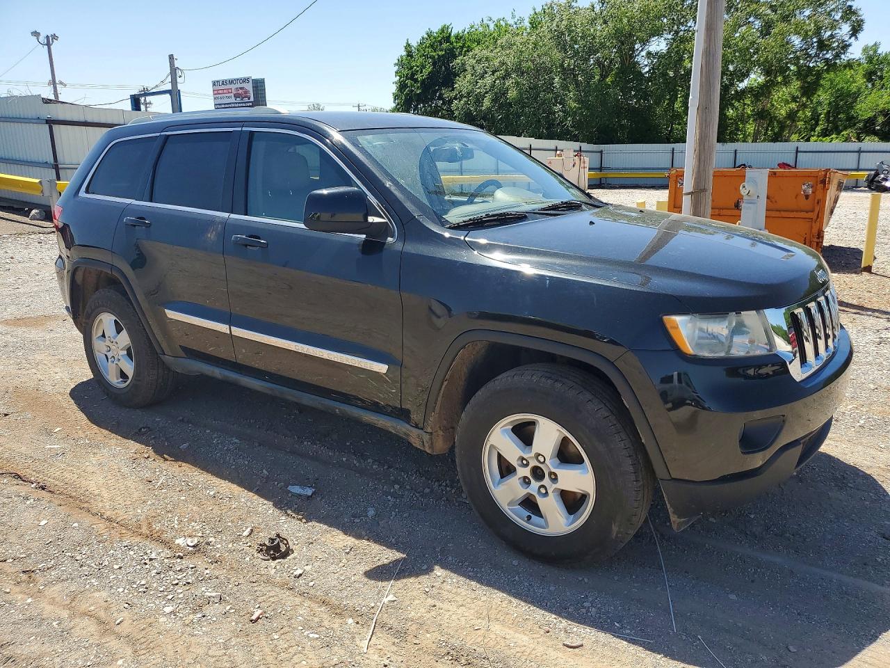 2011 JEEP GRAND CHEROKEE LAREDO photo 10