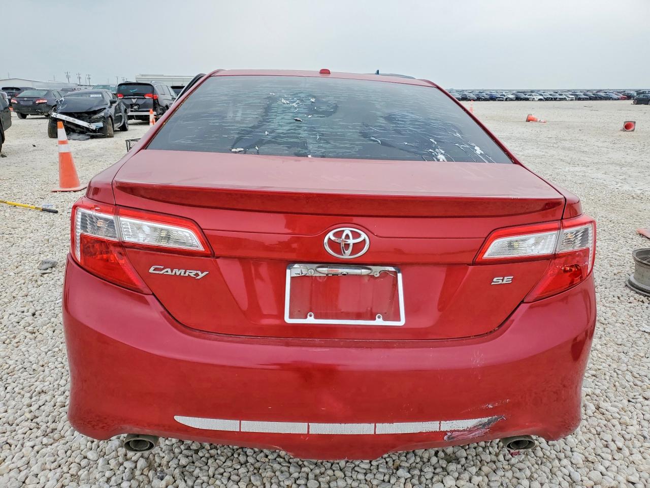 2013 TOYOTA CAMRY SE V6 photo 16