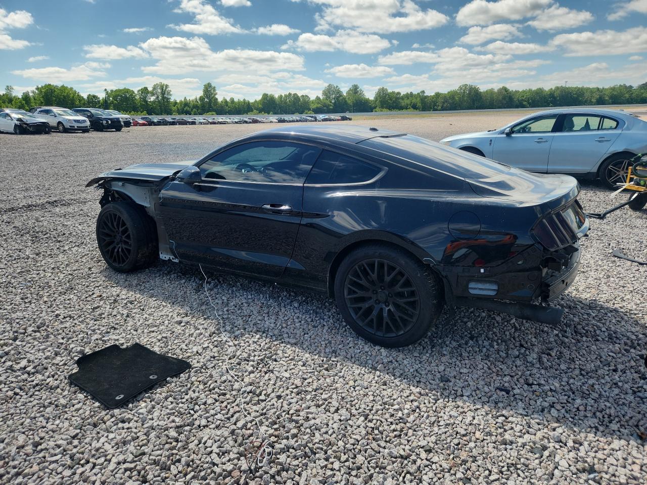 2017 FORD MUSTANG GT photo 4