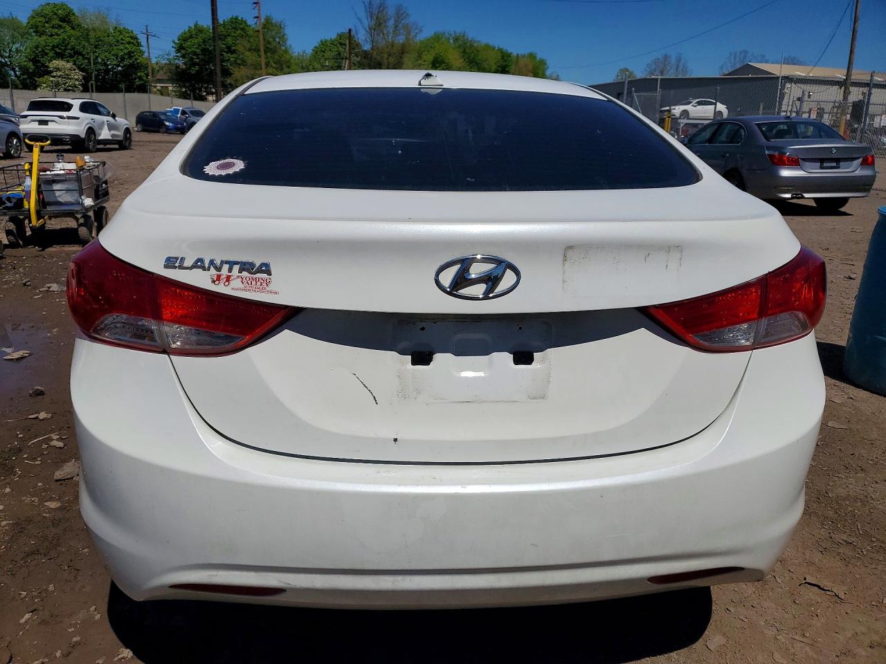 2013 HYUNDAI ELANTRA GLS photo 16