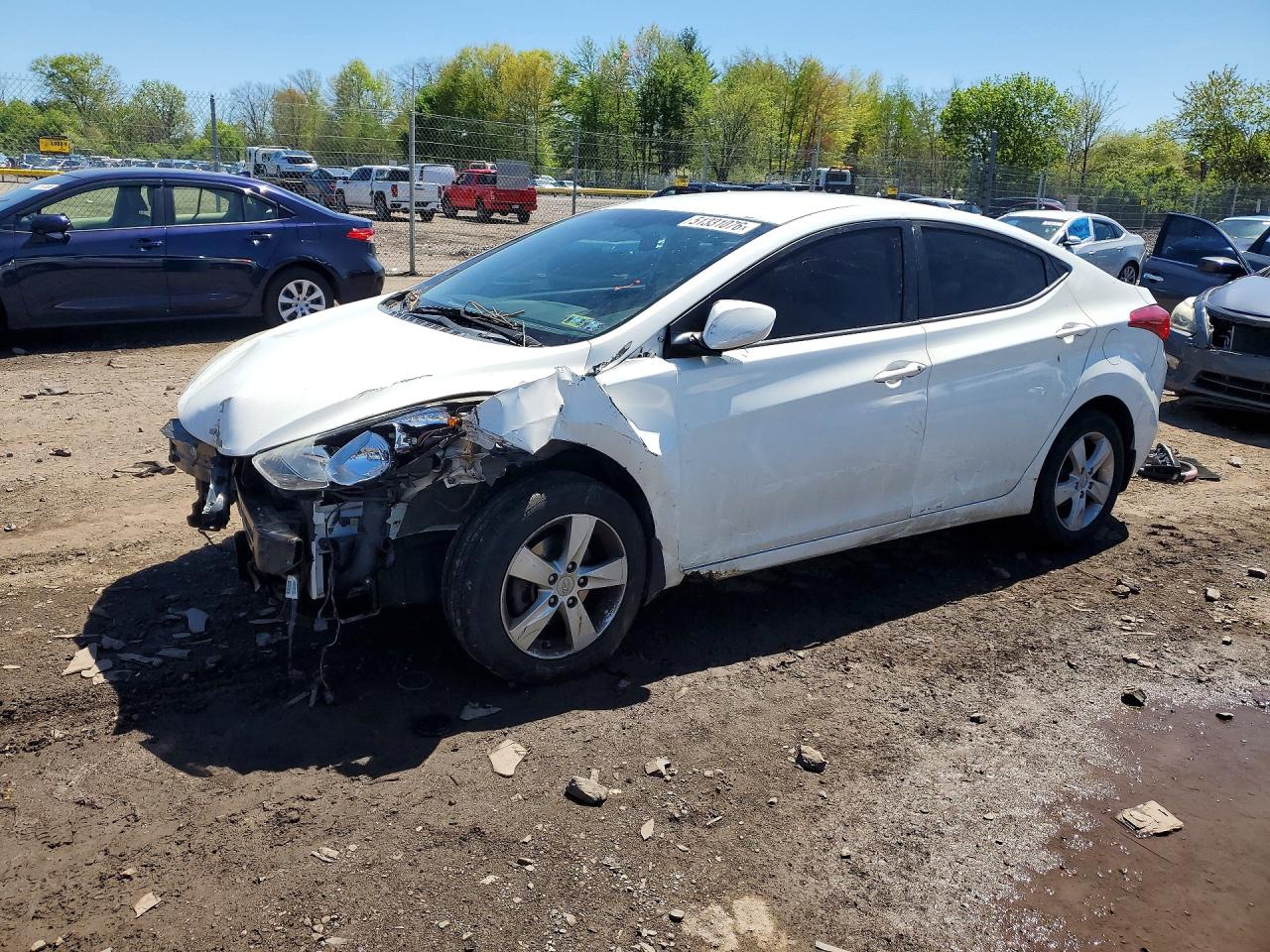 2013 HYUNDAI ELANTRA