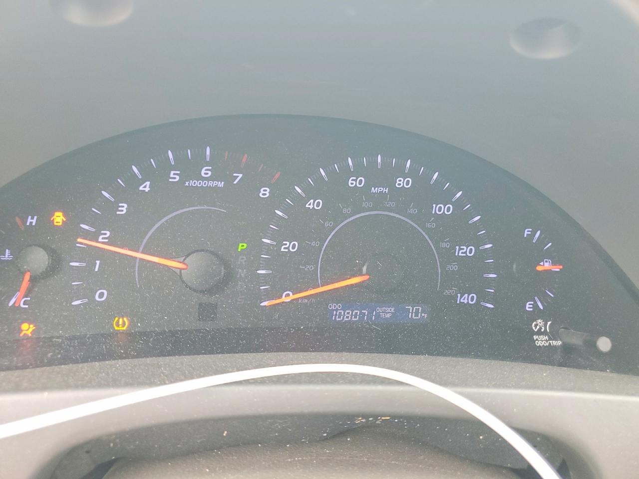 2011 TOYOTA CAMRY LE photo 17