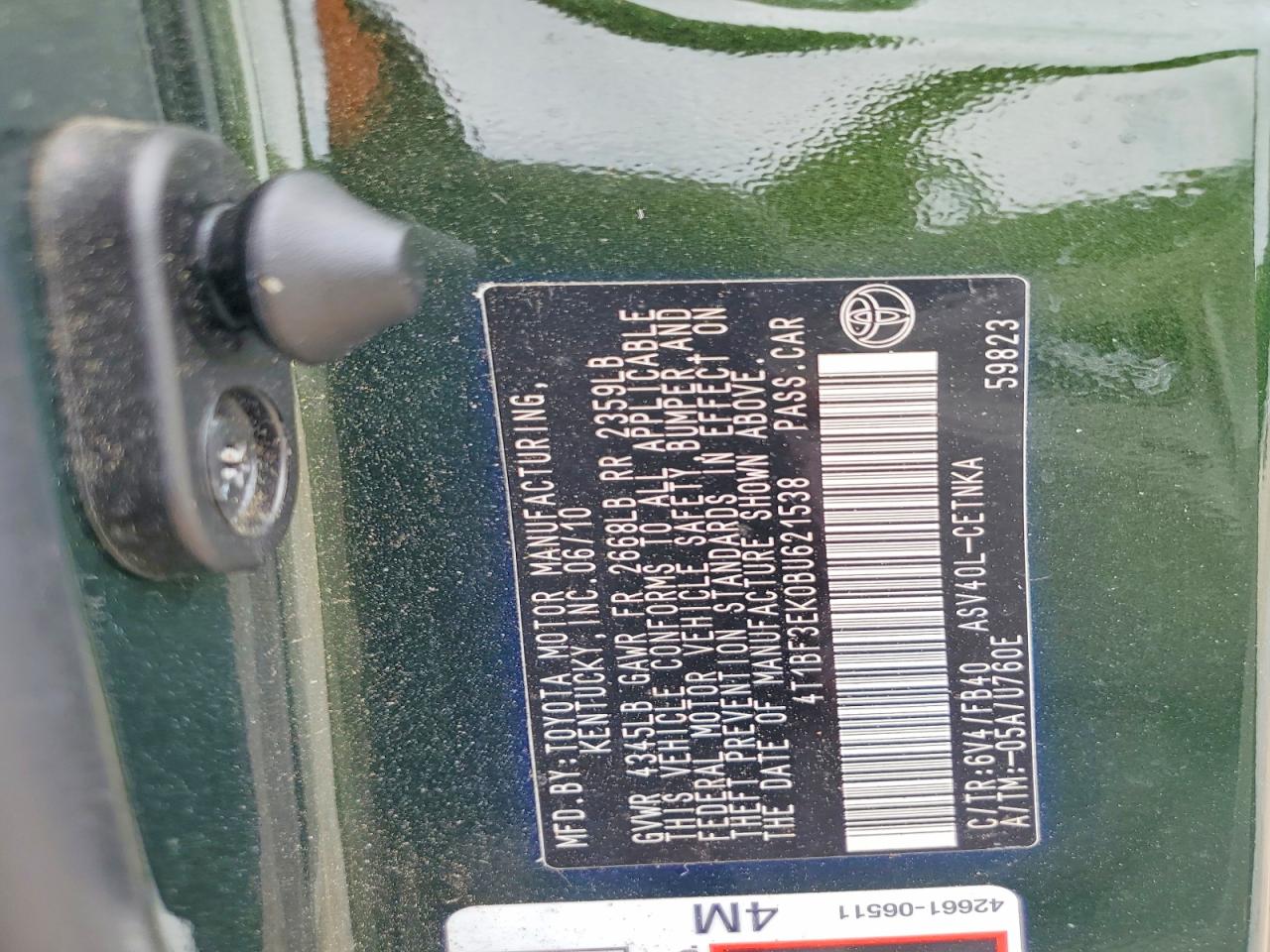 2011 TOYOTA CAMRY LE photo 25