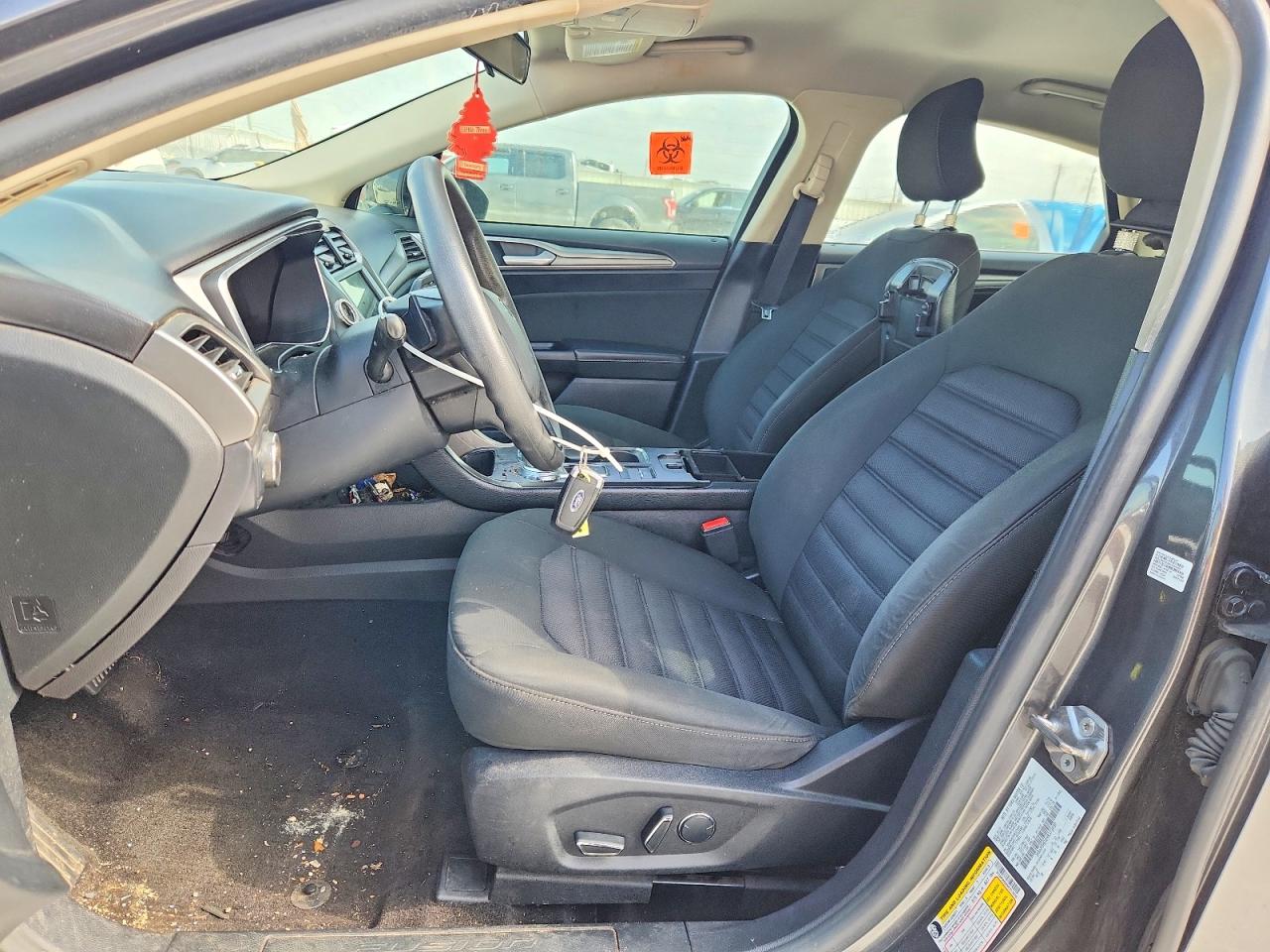 2017 FORD FUSION SE photo 7