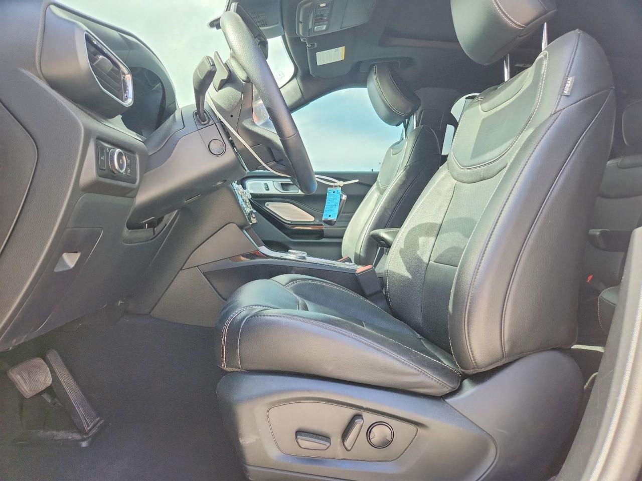 2023 FORD EXPLORER ST photo 19