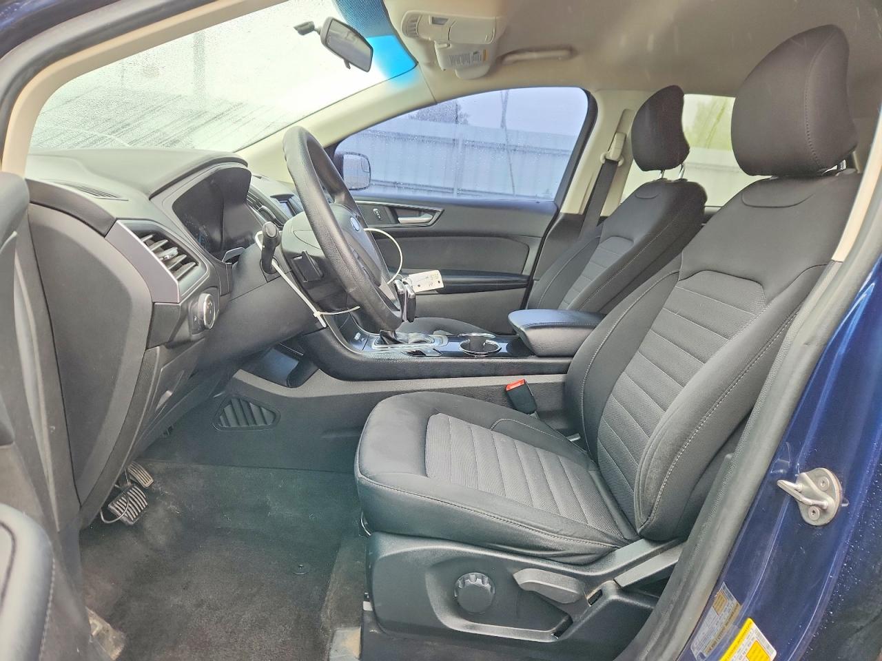 2017 FORD EDGE SE photo 13