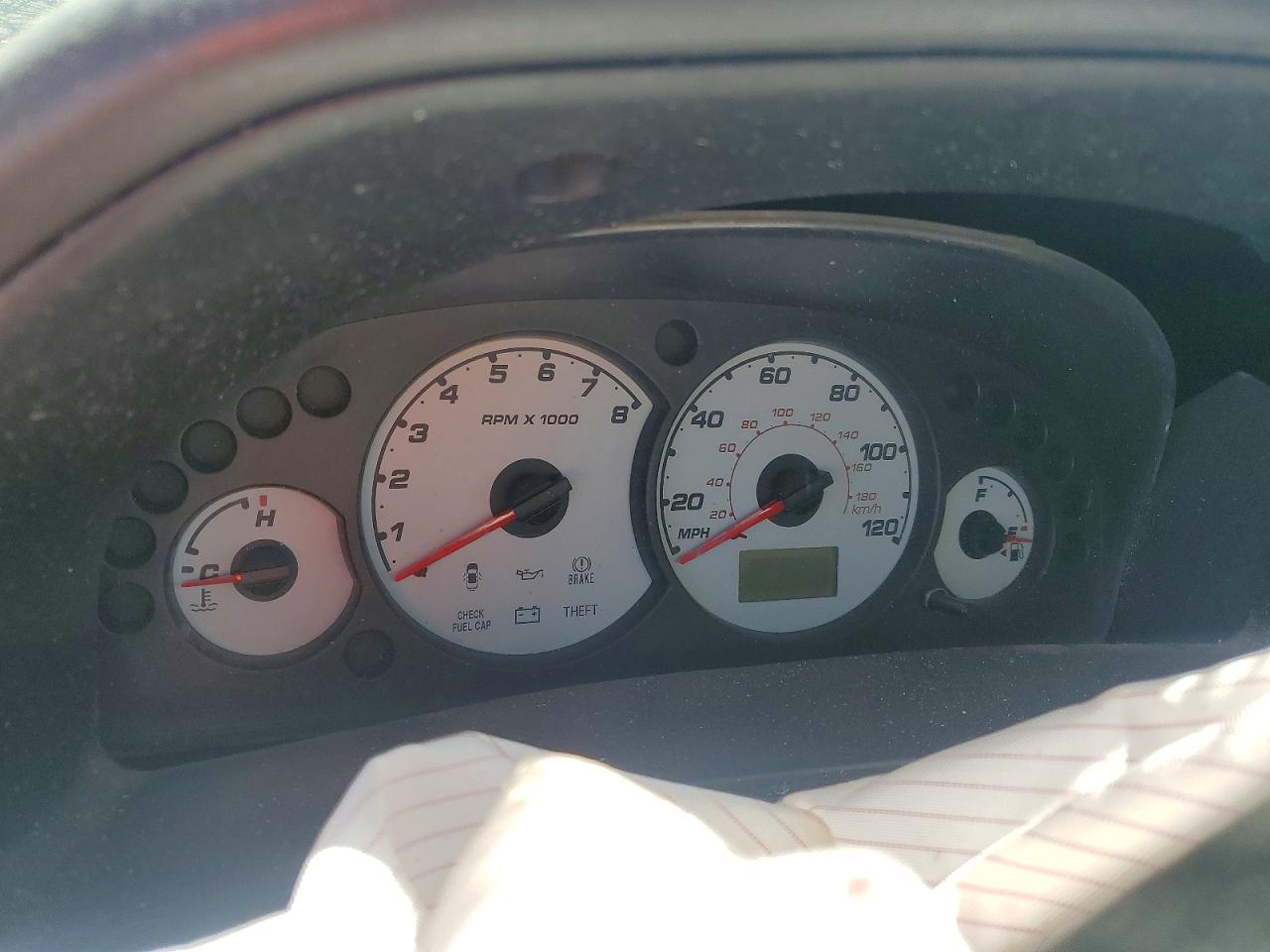 2004 FORD ESCAPE XLT photo 17