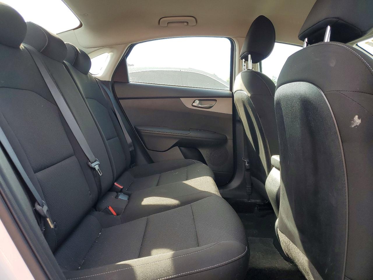2021 KIA FORTE LXS photo 19