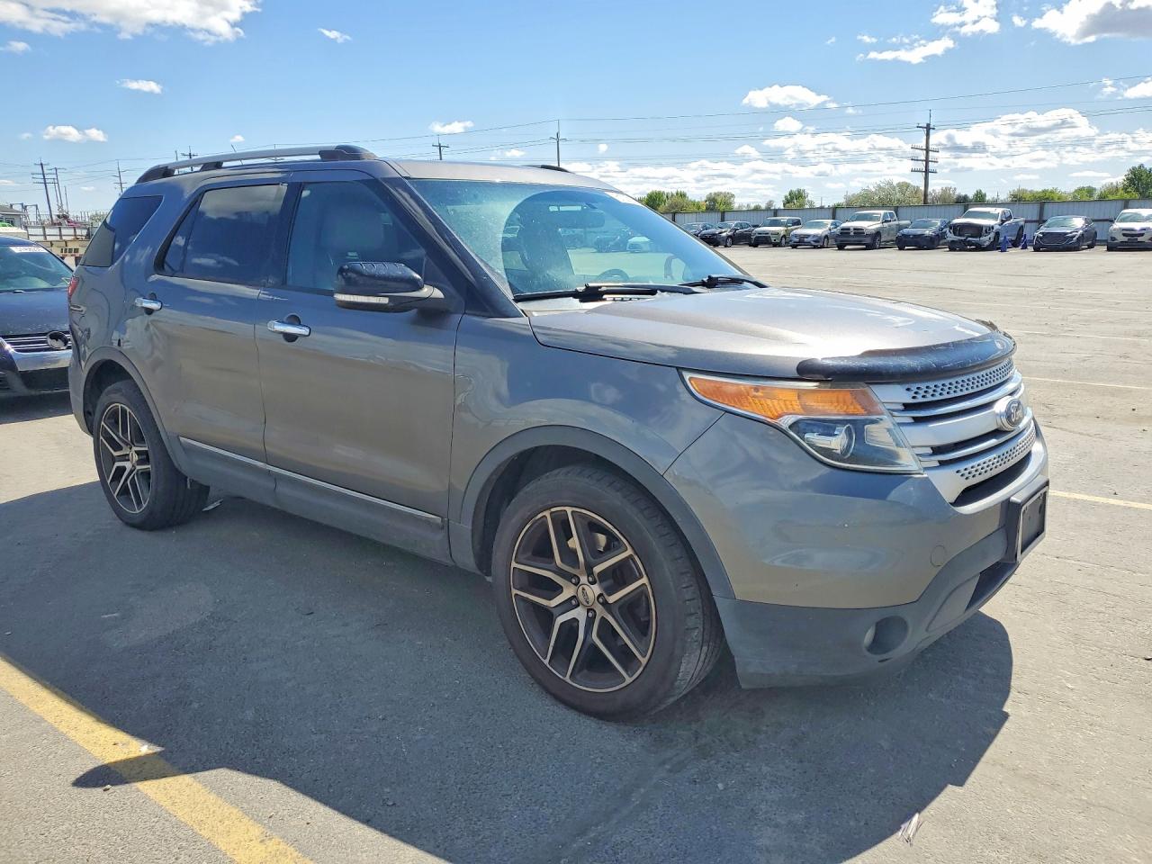 2013 FORD EXPLORER XLT photo 7