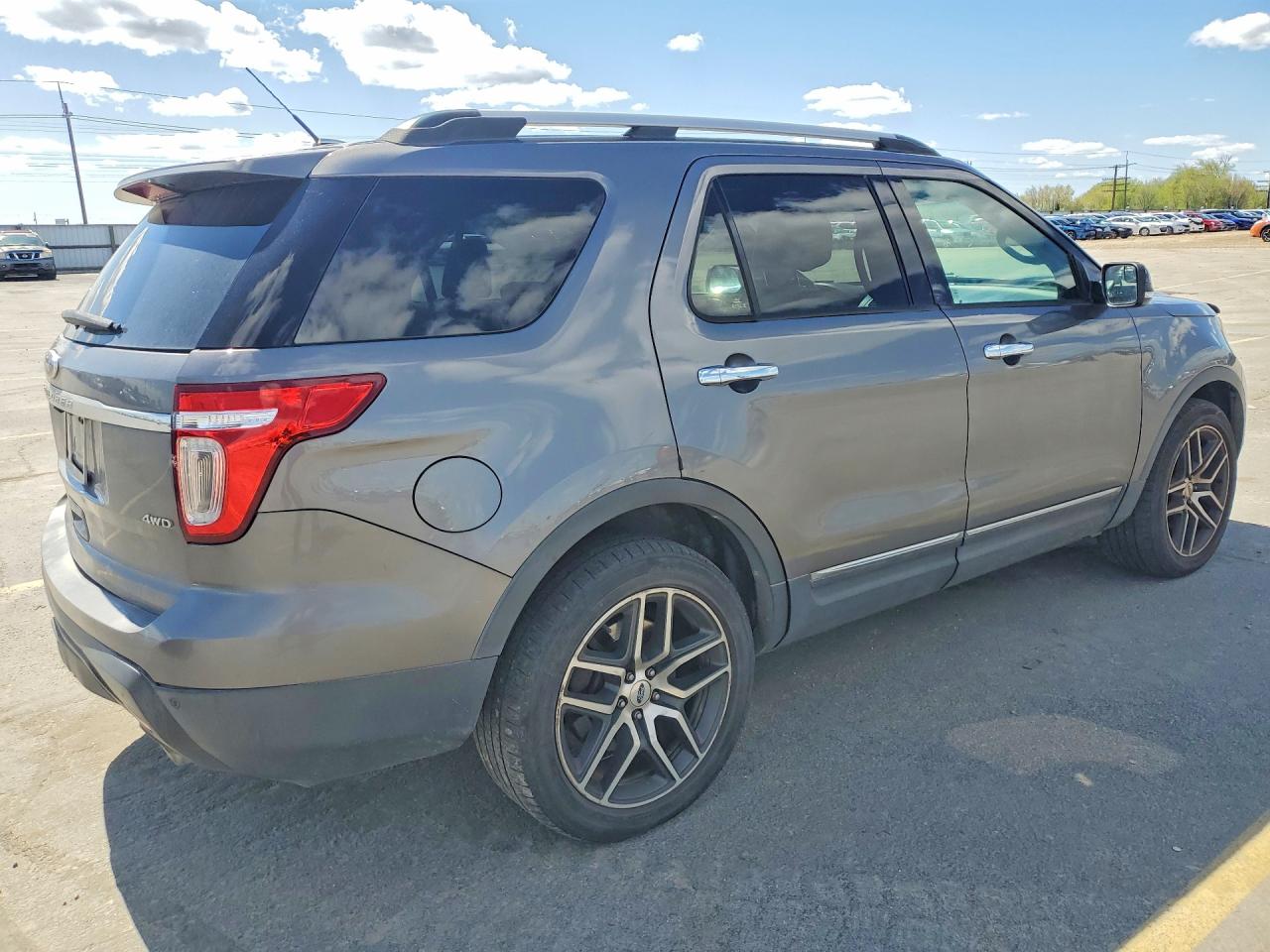 2013 FORD EXPLORER XLT photo 5