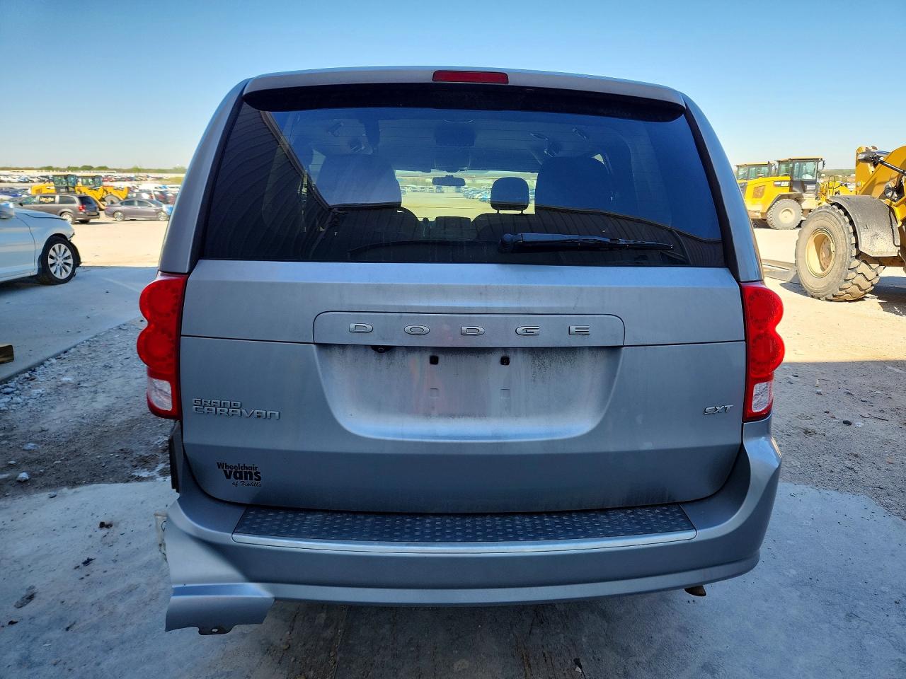 2015 DODGE GRAND CARAVAN SXT photo 16