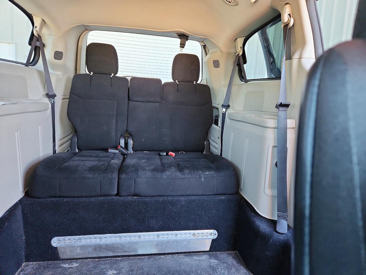 2015 DODGE GRAND CARAVAN SXT photo 28