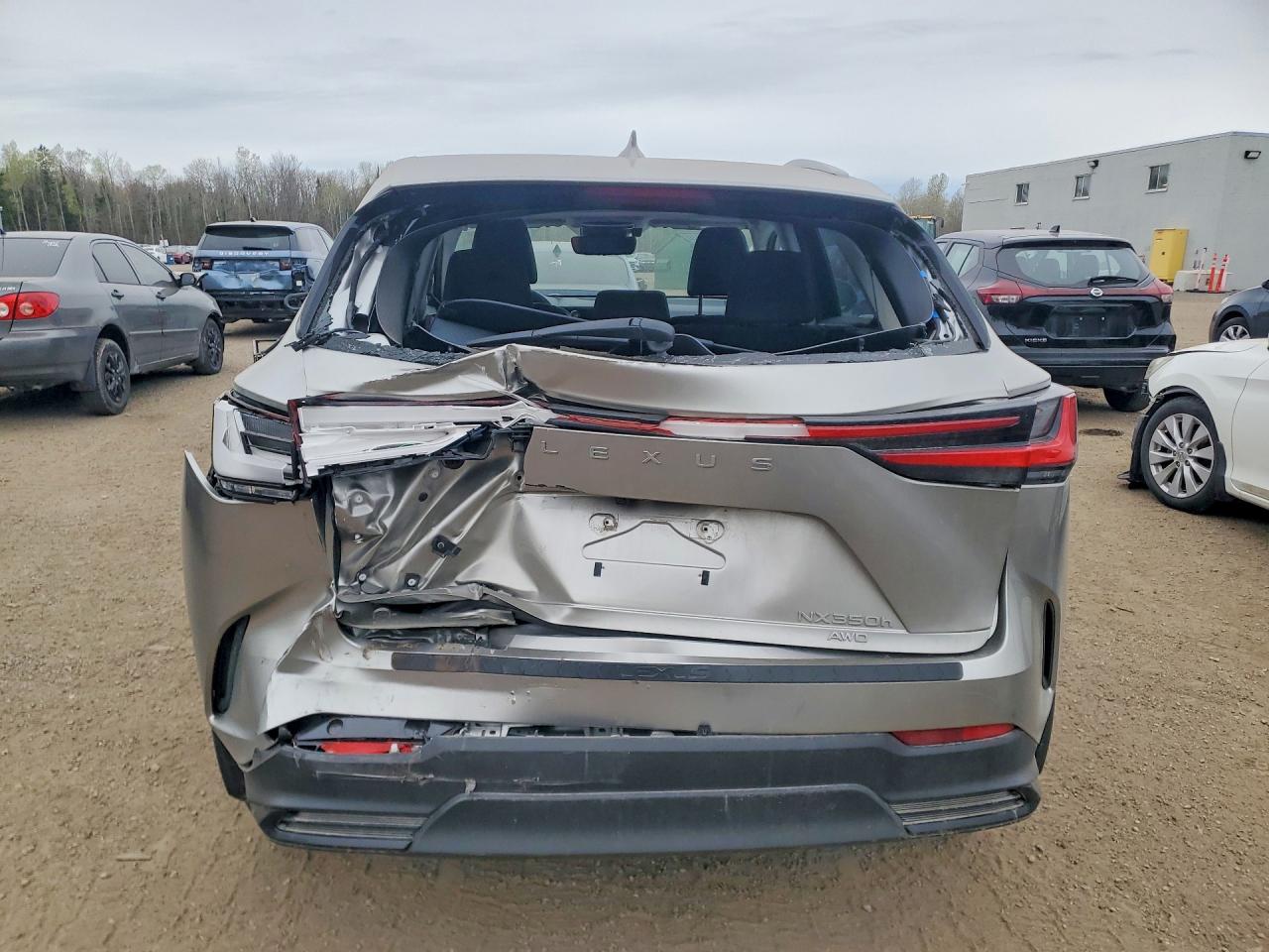 2022 LEXUS NX 350H photo 16