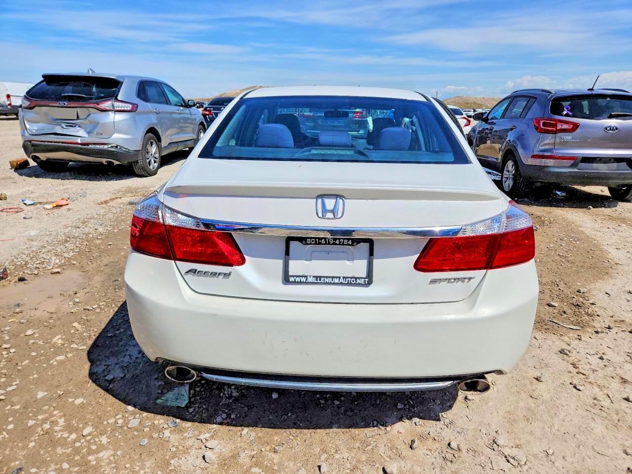2015 HONDA ACCORD SPORT photo 16