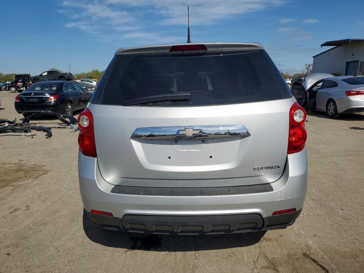 2013 CHEVROLET EQUINOX LS photo 11