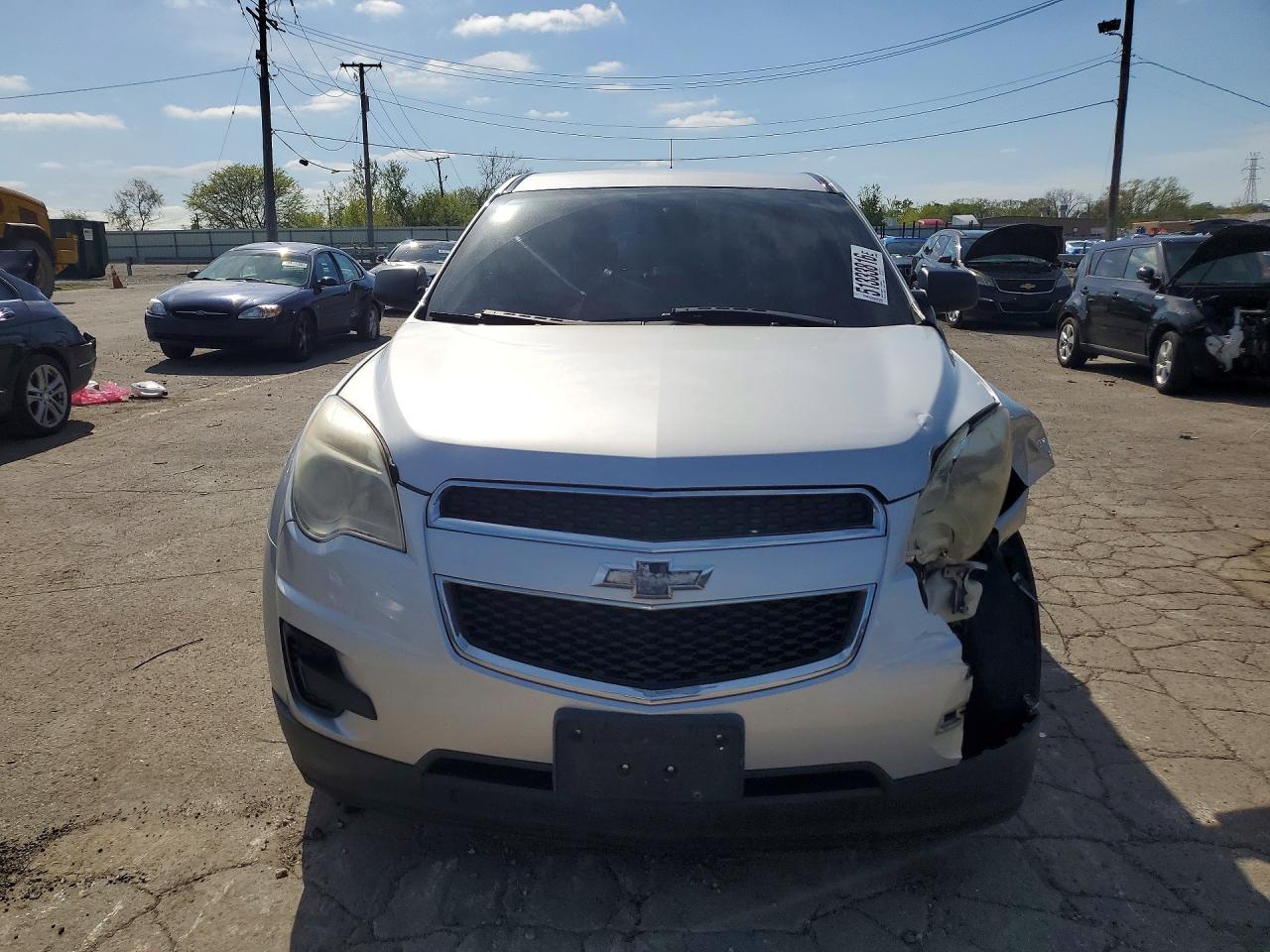 2013 CHEVROLET EQUINOX LS photo 9