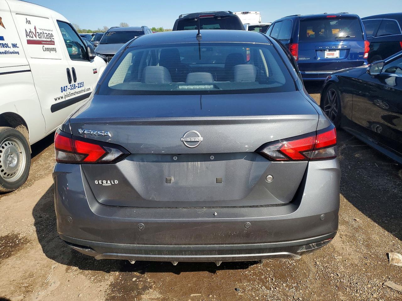 2024 NISSAN VERSA S photo 16