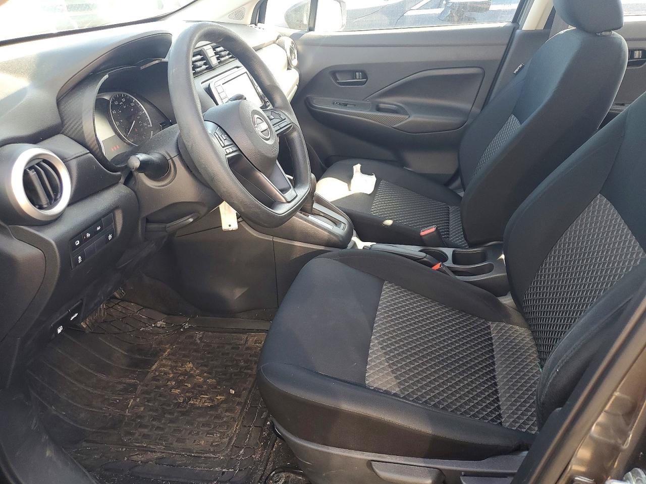 2024 NISSAN VERSA S photo 19