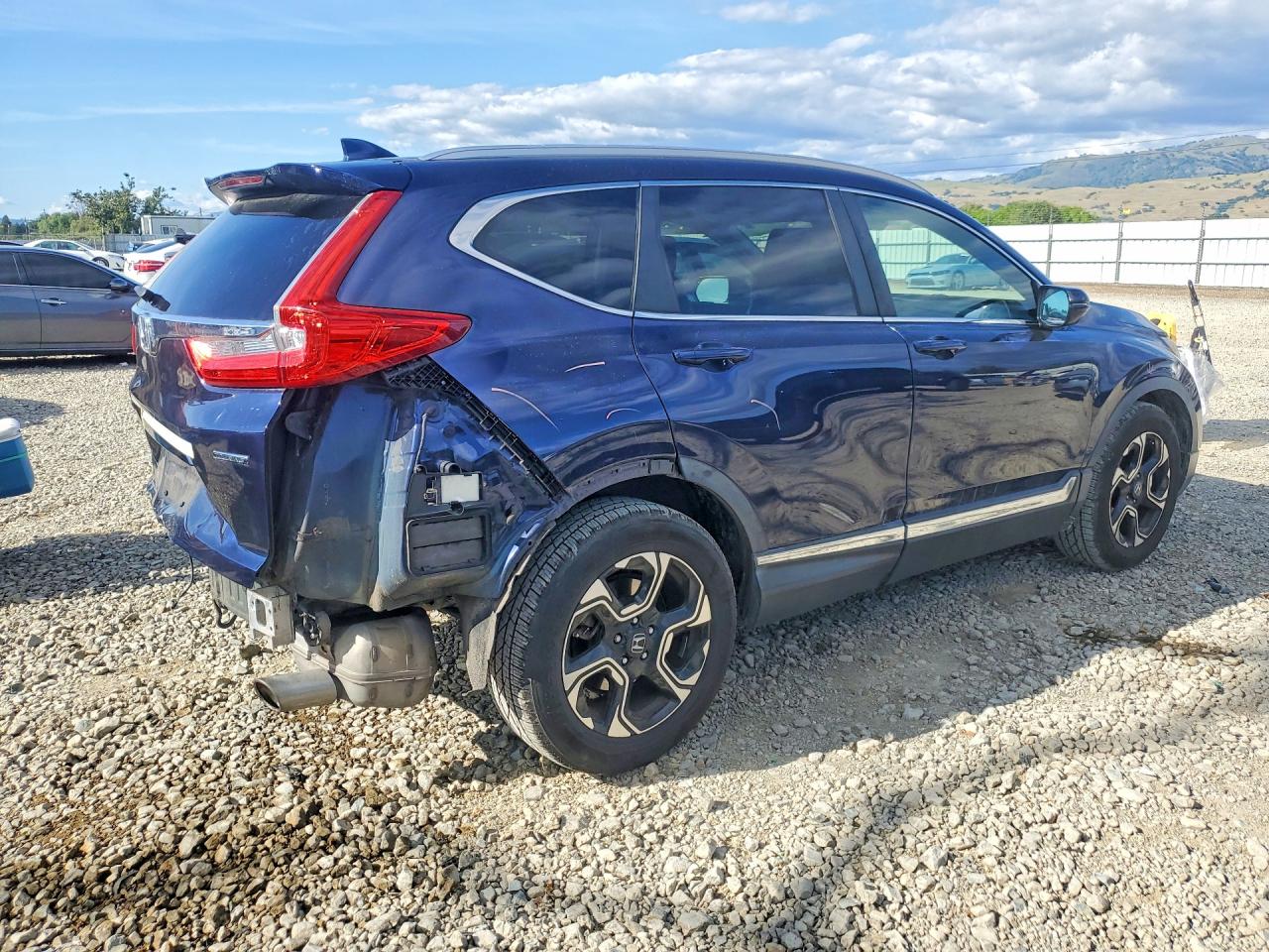 2017 HONDA CR-V TOURING photo 5