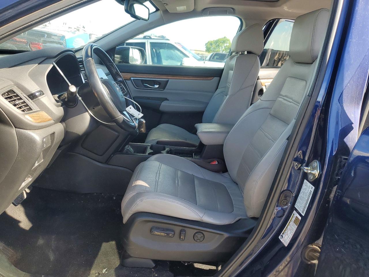 2017 HONDA CR-V TOURING photo 13