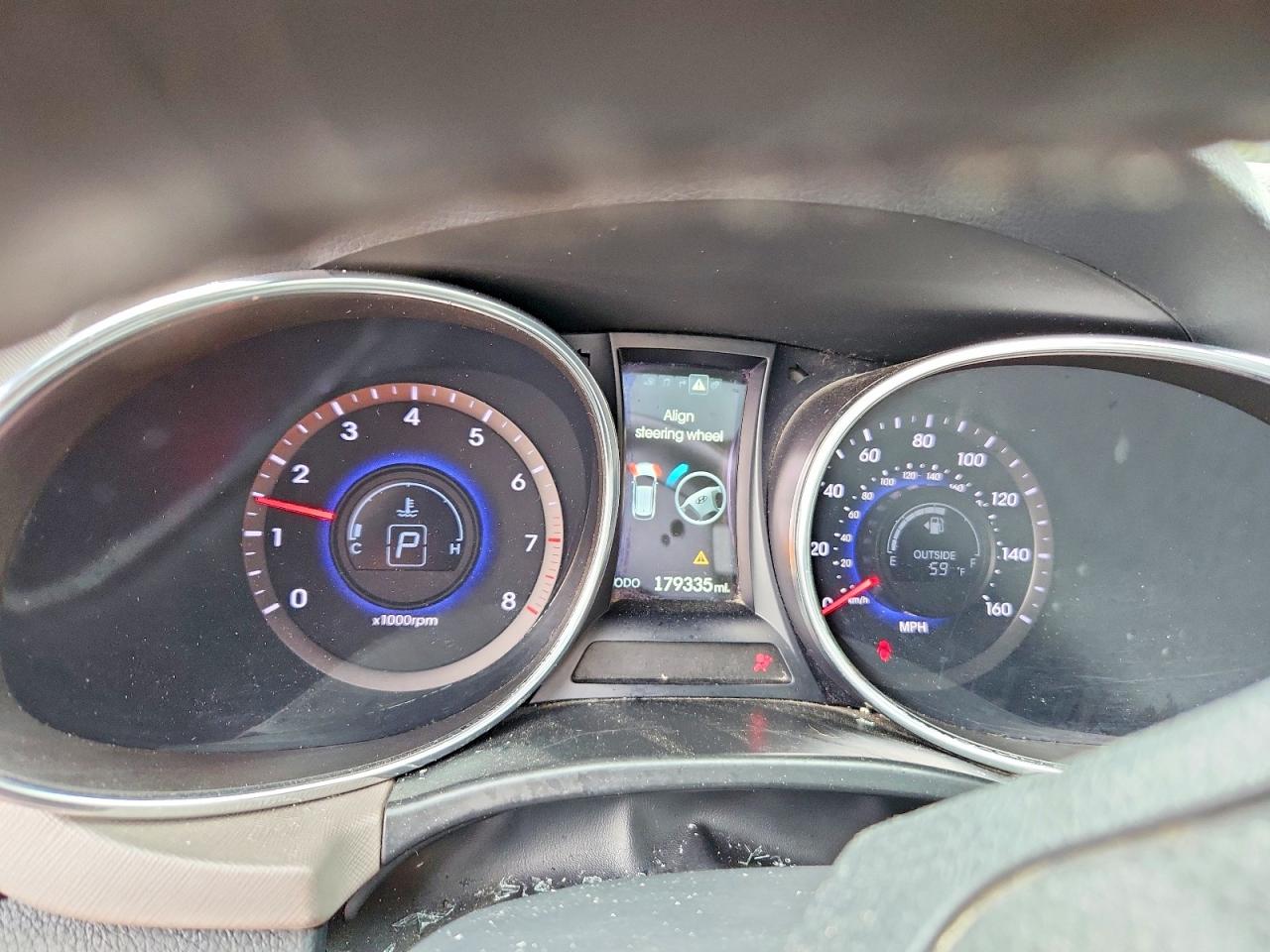 2016 HYUNDAI SANTA FE SE photo 25