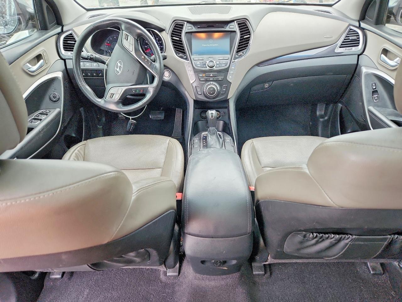 2016 HYUNDAI SANTA FE SE photo 22