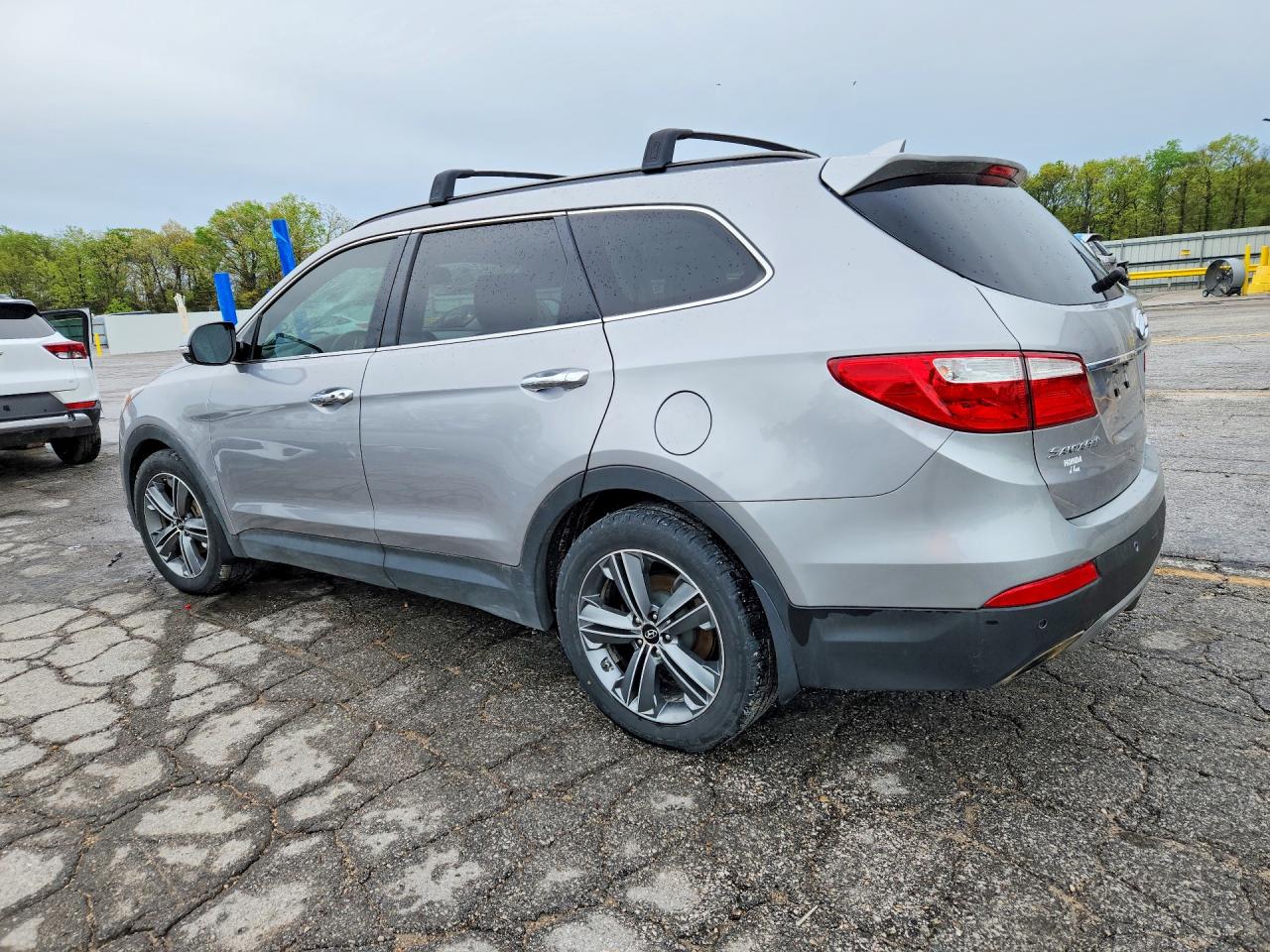 2016 HYUNDAI SANTA FE SE photo 4