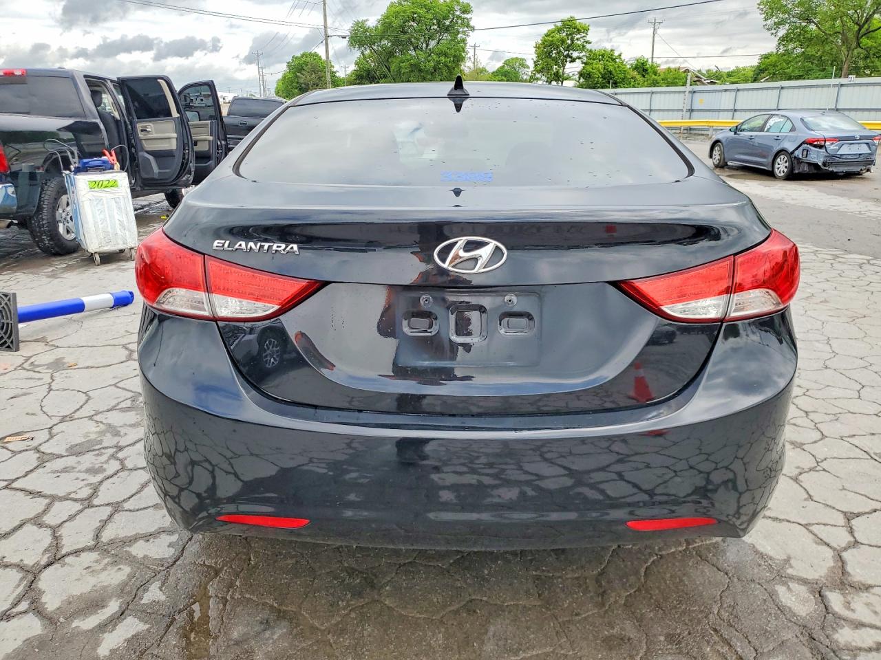 2013 HYUNDAI ELANTRA GLS photo 16