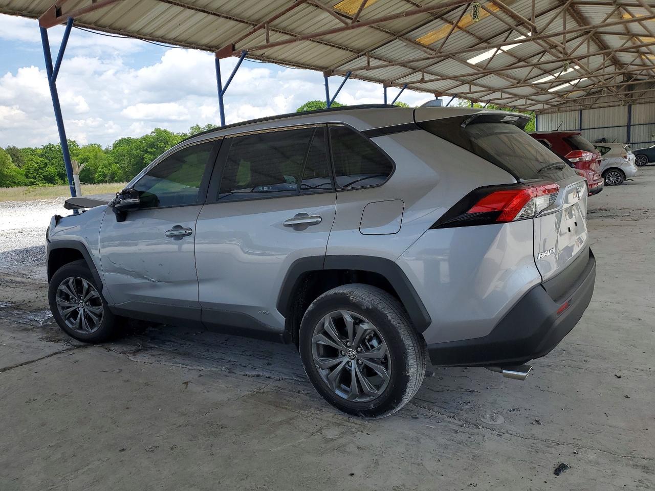 2025 TOYOTA RAV4 XLE PREMIUM photo 2