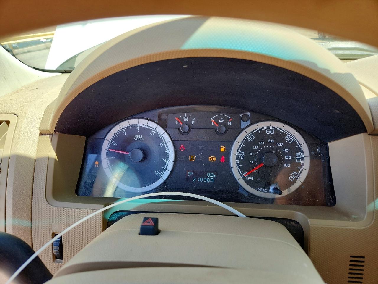 2008 FORD ESCAPE XLT photo 17