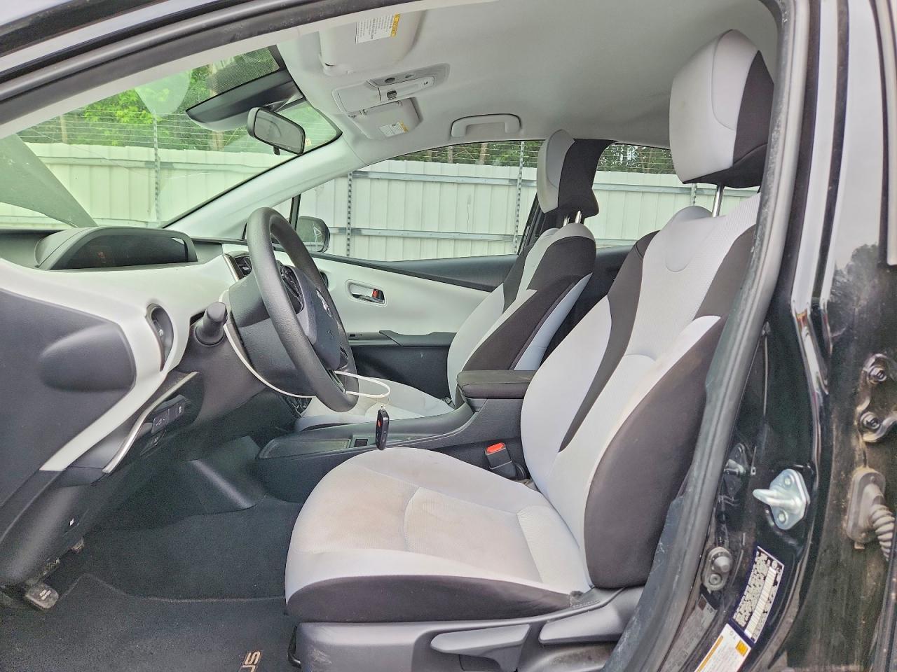 2019 TOYOTA PRIUS L ECO photo 13