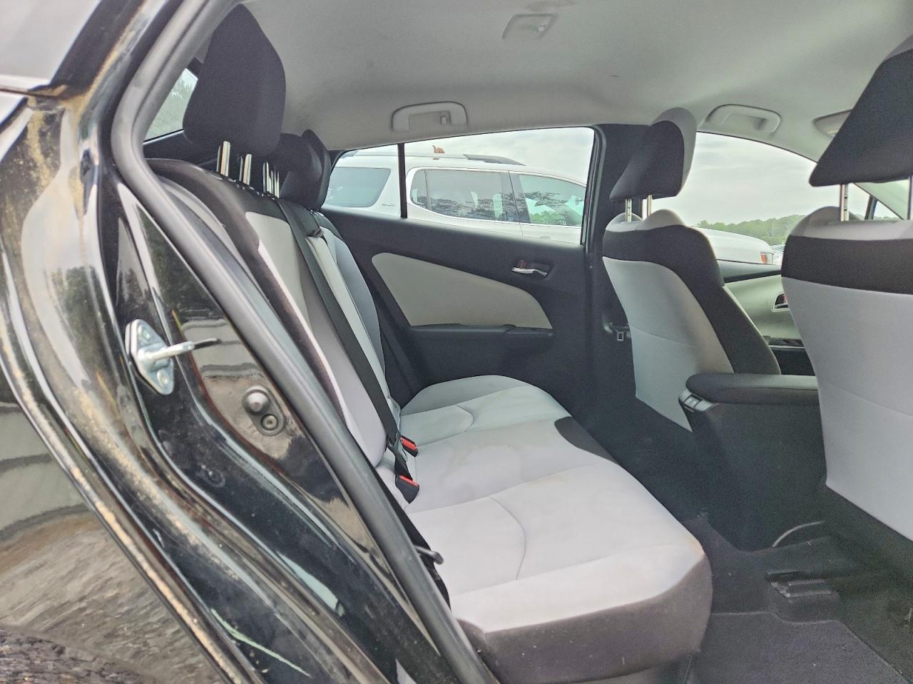 2019 TOYOTA PRIUS L ECO photo 19