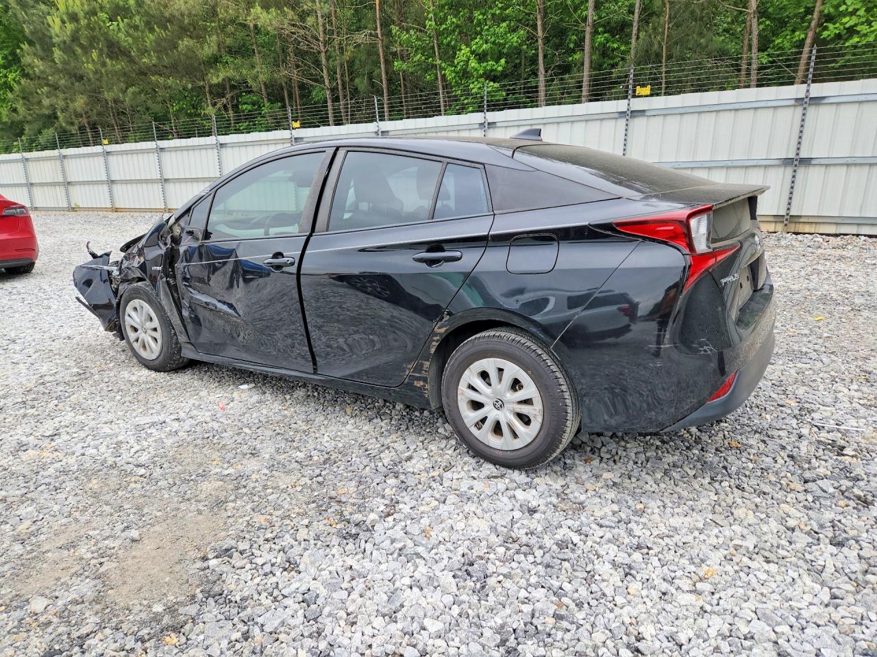 2019 TOYOTA PRIUS L ECO photo 3
