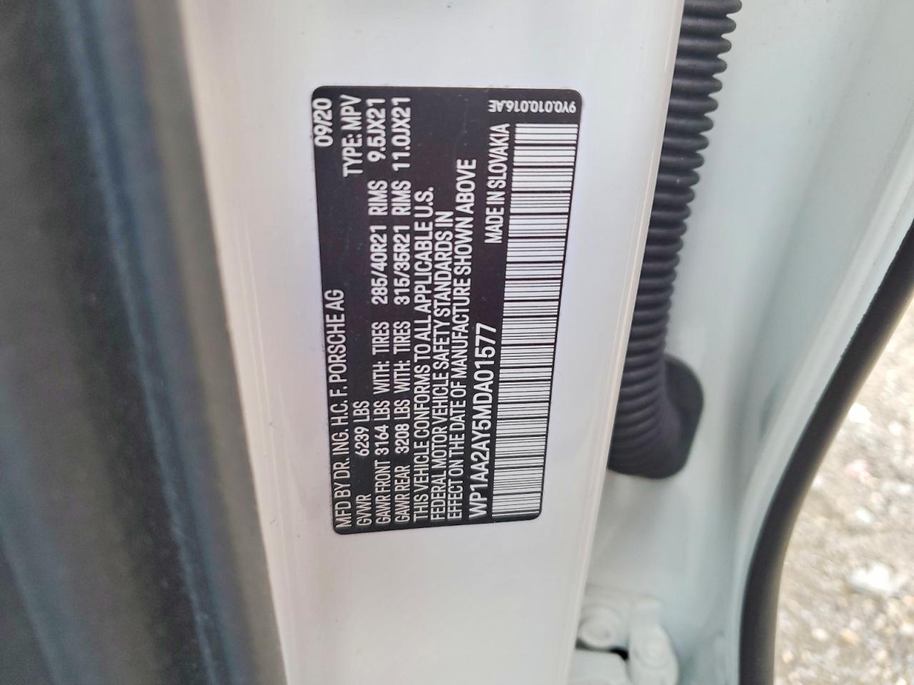 2021 PORSCHE CAYENNE photo 37