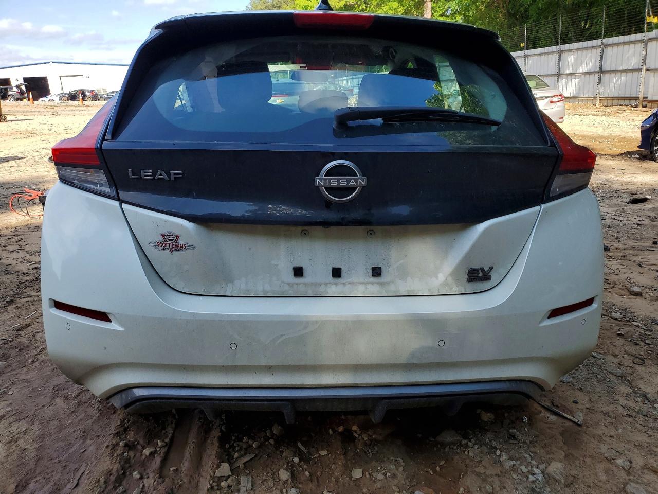 2023 NISSAN LEAF SV PLUS photo 11