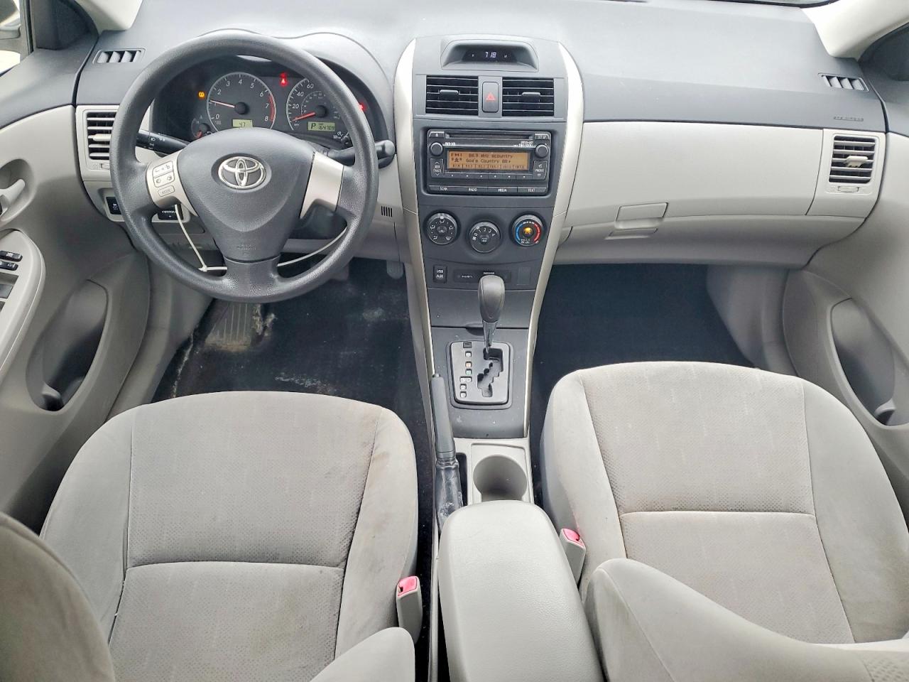 2012 TOYOTA COROLLA L photo 15
