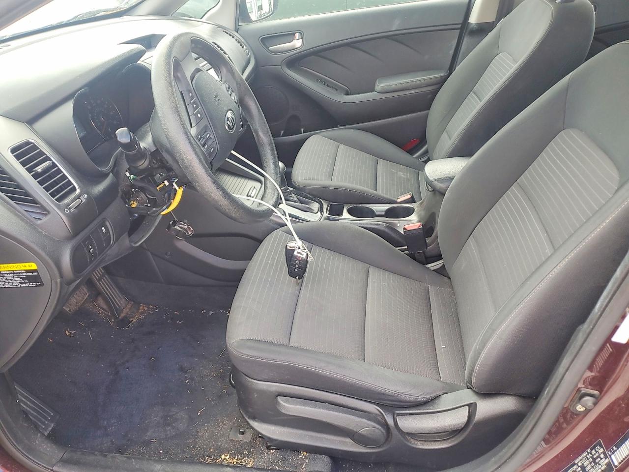 2017 KIA FORTE LX photo 7