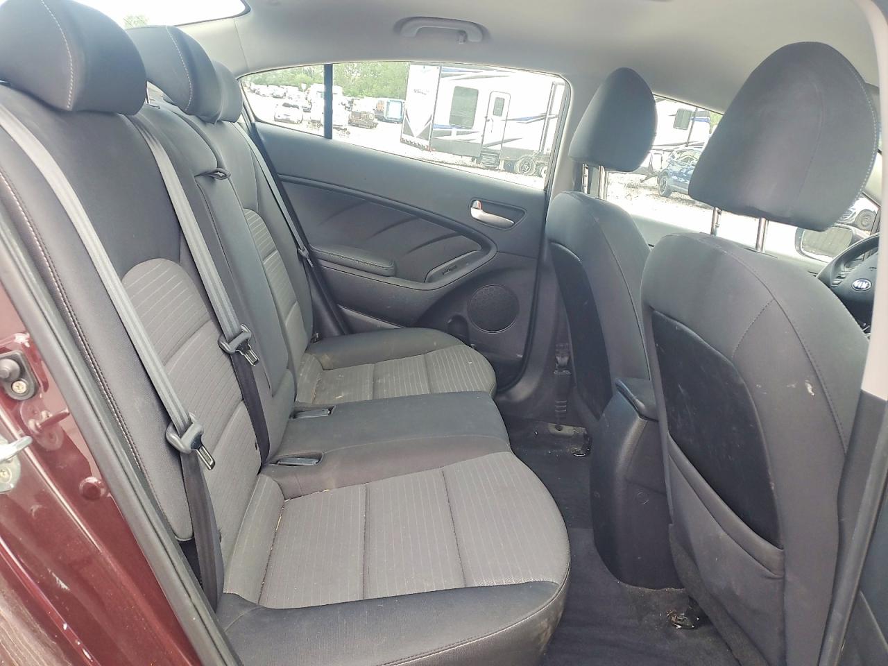2017 KIA FORTE LX photo 10