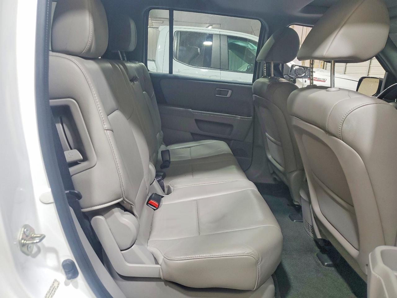2015 HONDA PILOT EXL photo 21