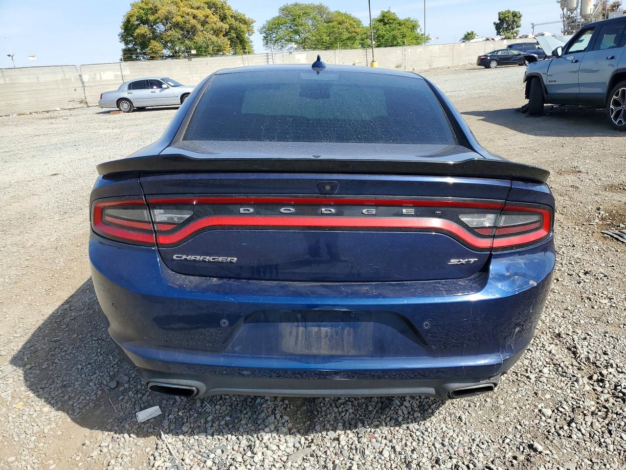 2016 DODGE CHARGER SXT photo 16