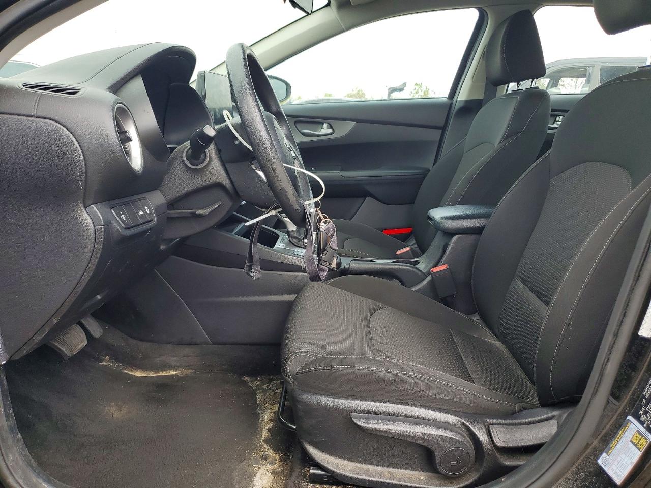 2021 KIA FORTE LXS photo 7