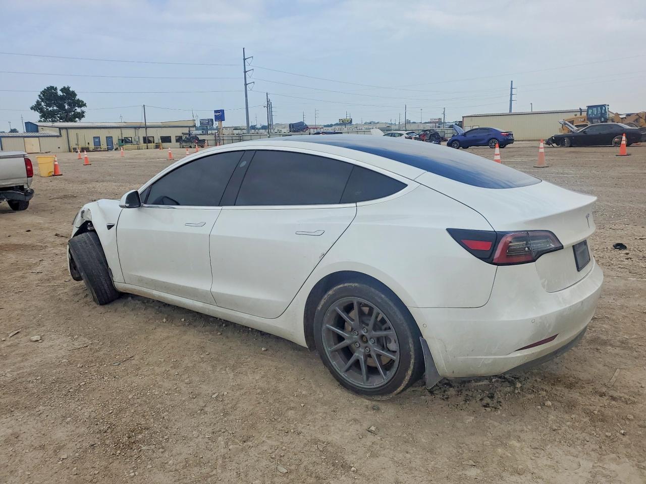 2020 TESLA MODEL 3 photo 3