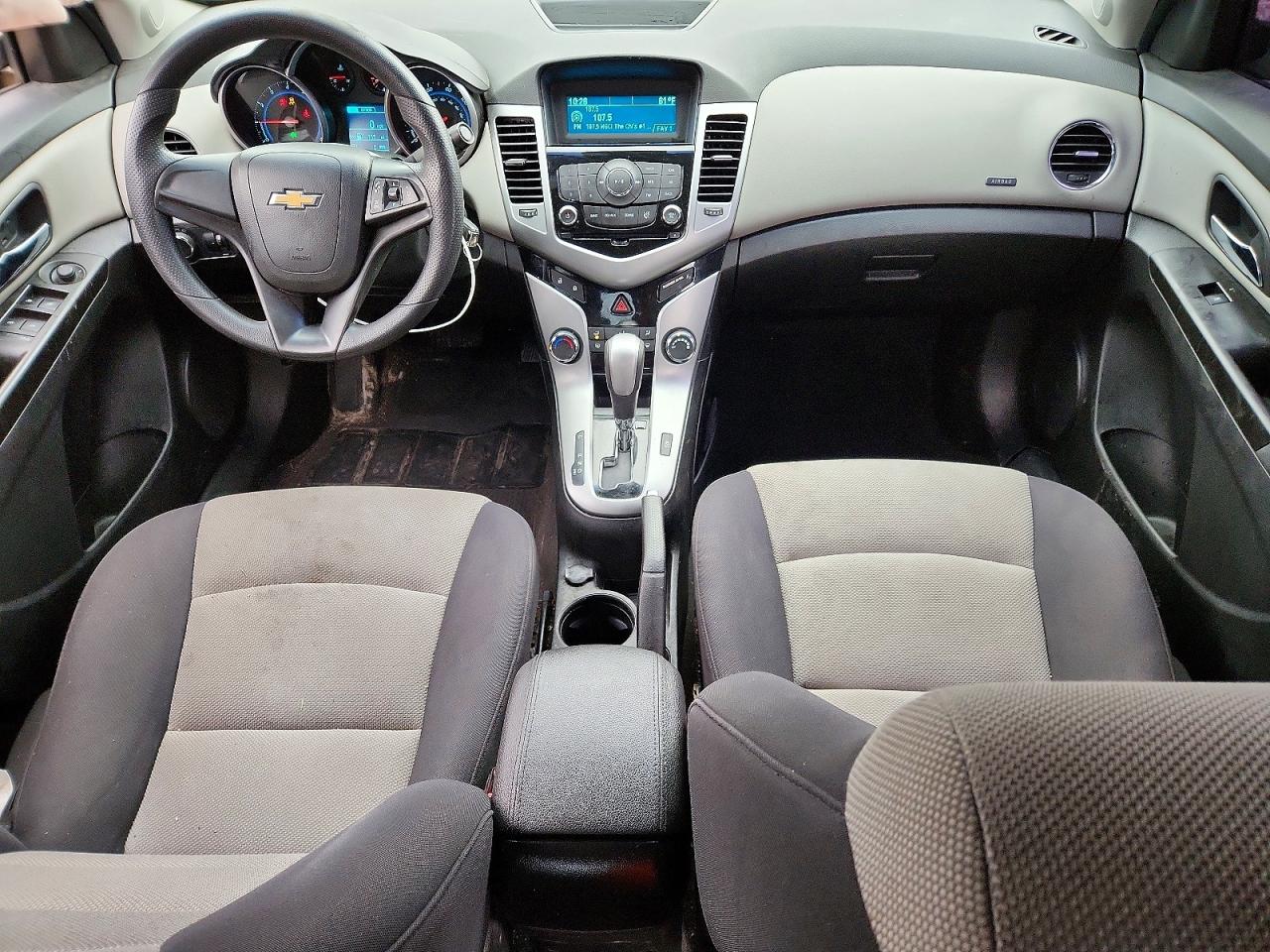 2013 CHEVROLET CRUZE LS photo 22